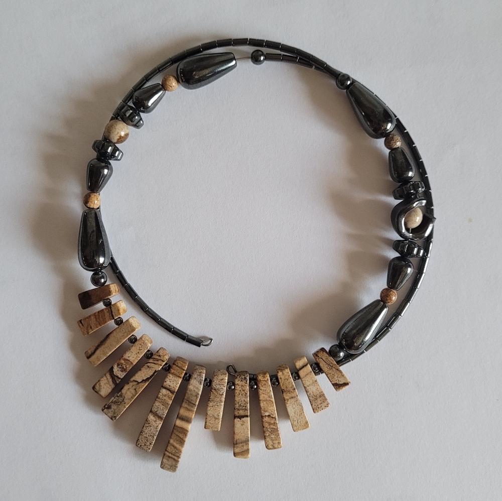 90s beaded choker necklace